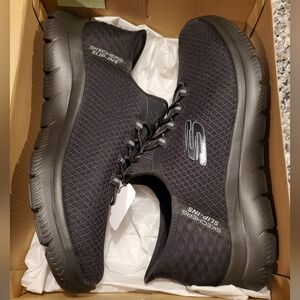 Mens 8.5 wide Skechers Slip-Ins Hands Free Sneakers Summit Black NEW in Box